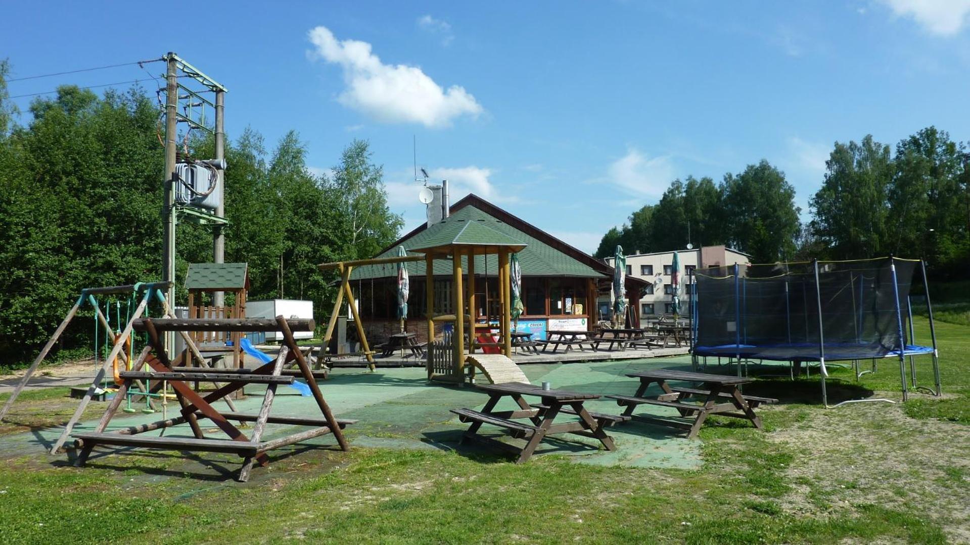 Penzion Horalka Hlinsko Luaran gambar